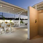 Mylos Luxury Escape * 팔리라키