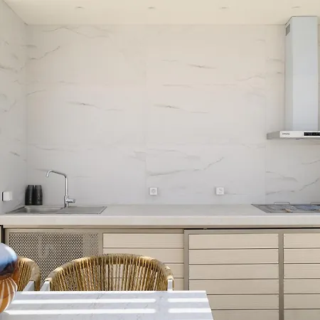 Mylos Luxury Escape