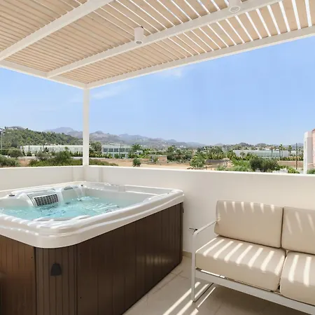 Mylos Luxury Escape Villa *