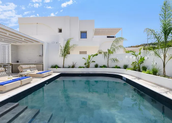 Mylos Luxury Escape فيلة