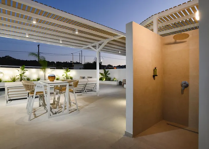 Mylos Luxury Escape * فاليراكي