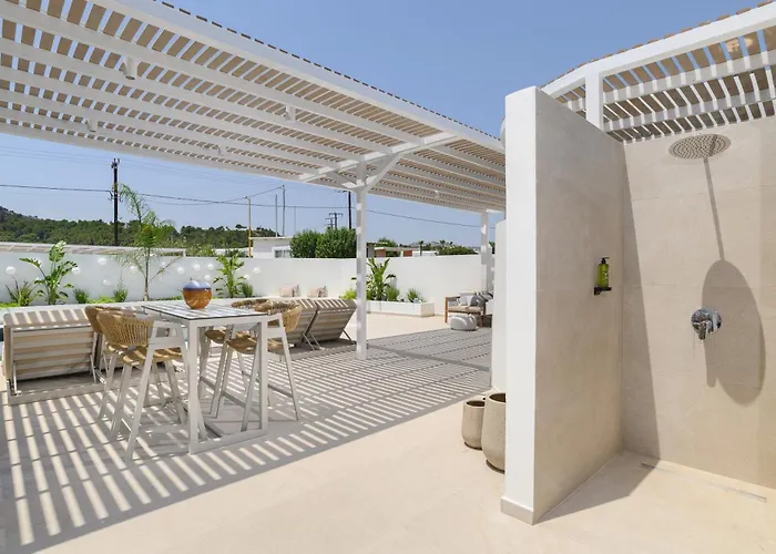 Villa Mylos Luxury Escape *